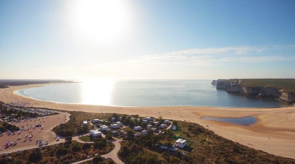 Découvrez le camping 2 plages : plage et activités près de la rochelle